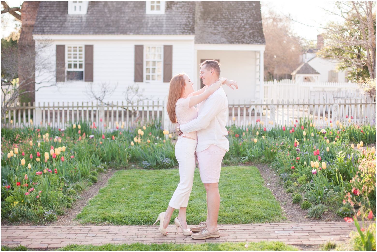 Angie McPherson Photography Colonial Williamsburg Engagement Photos_0025