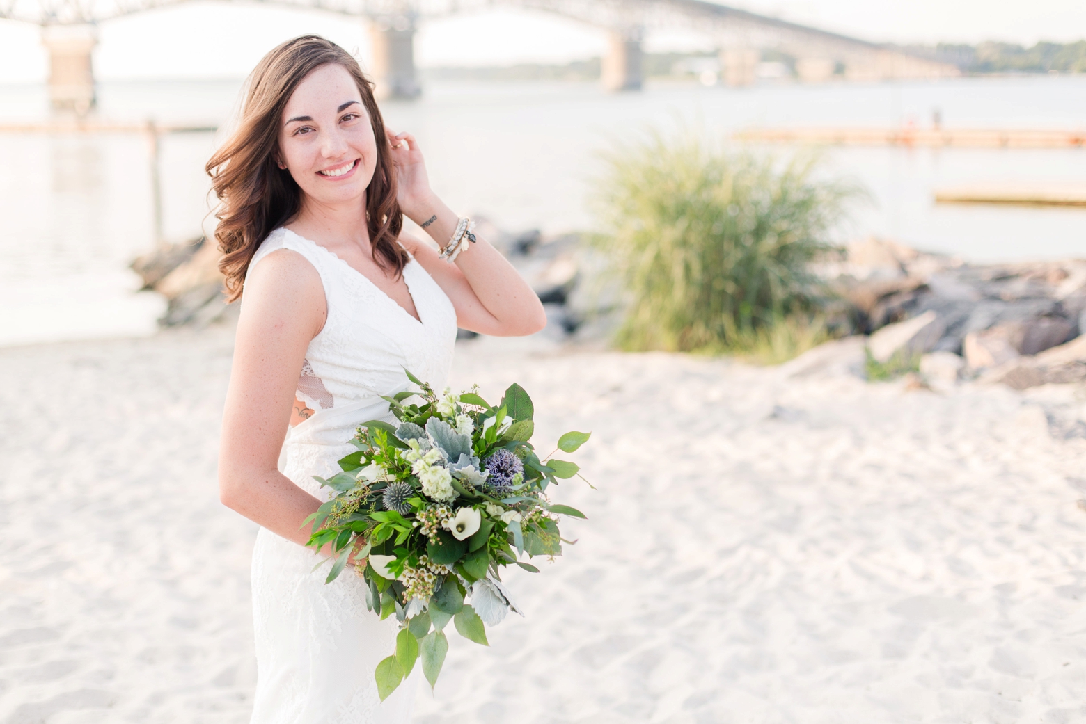 Intimate Yorktown Beach wedding by Angie McPherson Photography