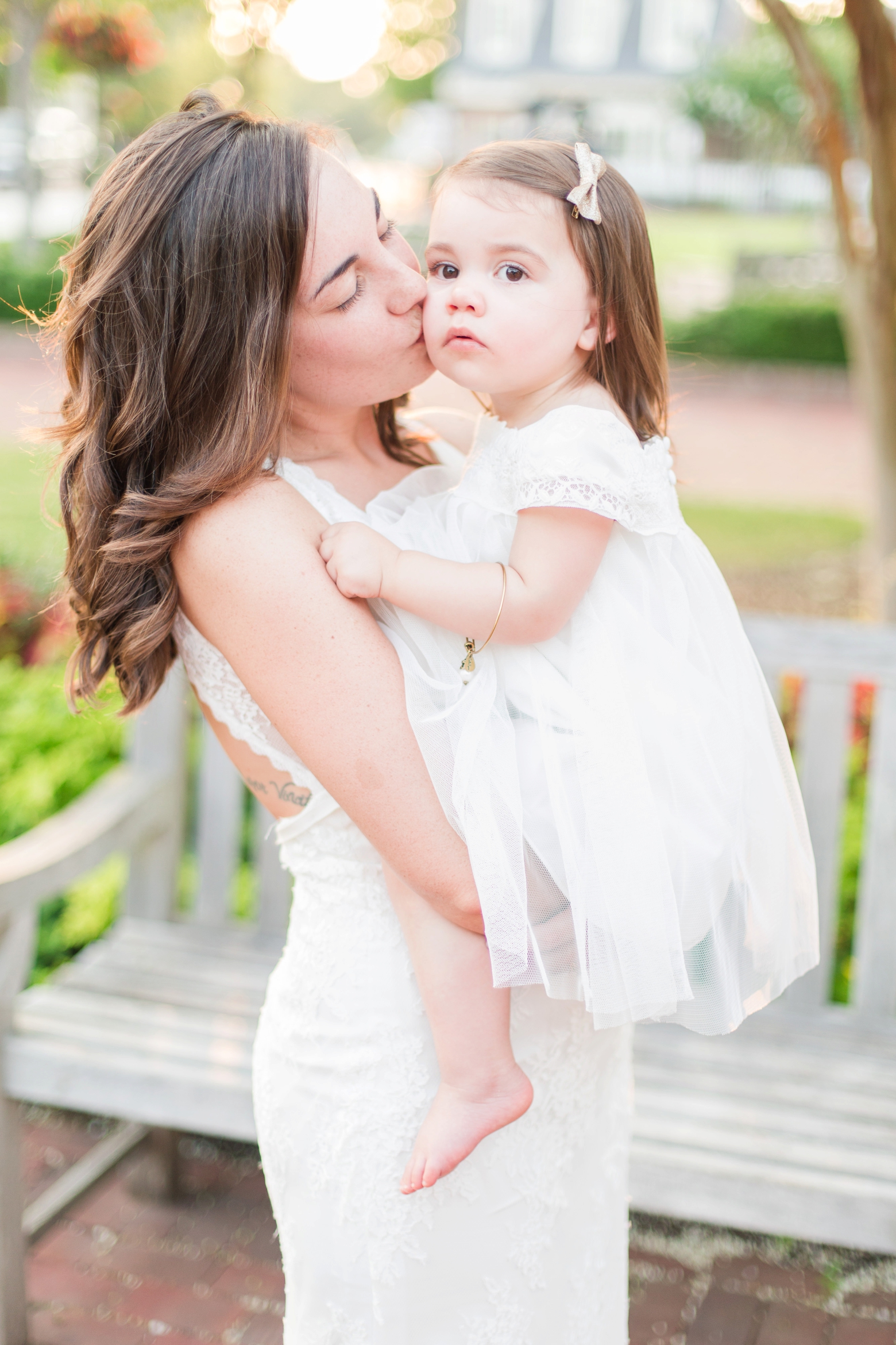 Intimate Yorktown Beach wedding by Angie McPherson Photography