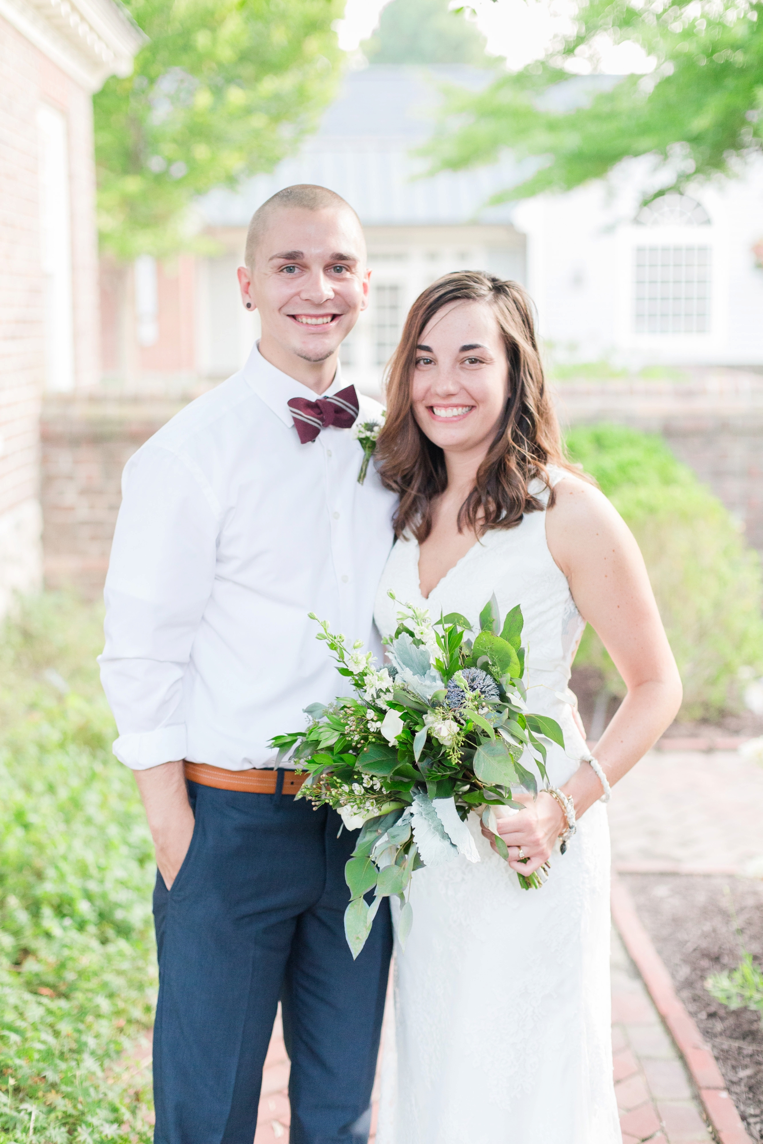 Intimate Yorktown Beach wedding by Angie McPherson Photography