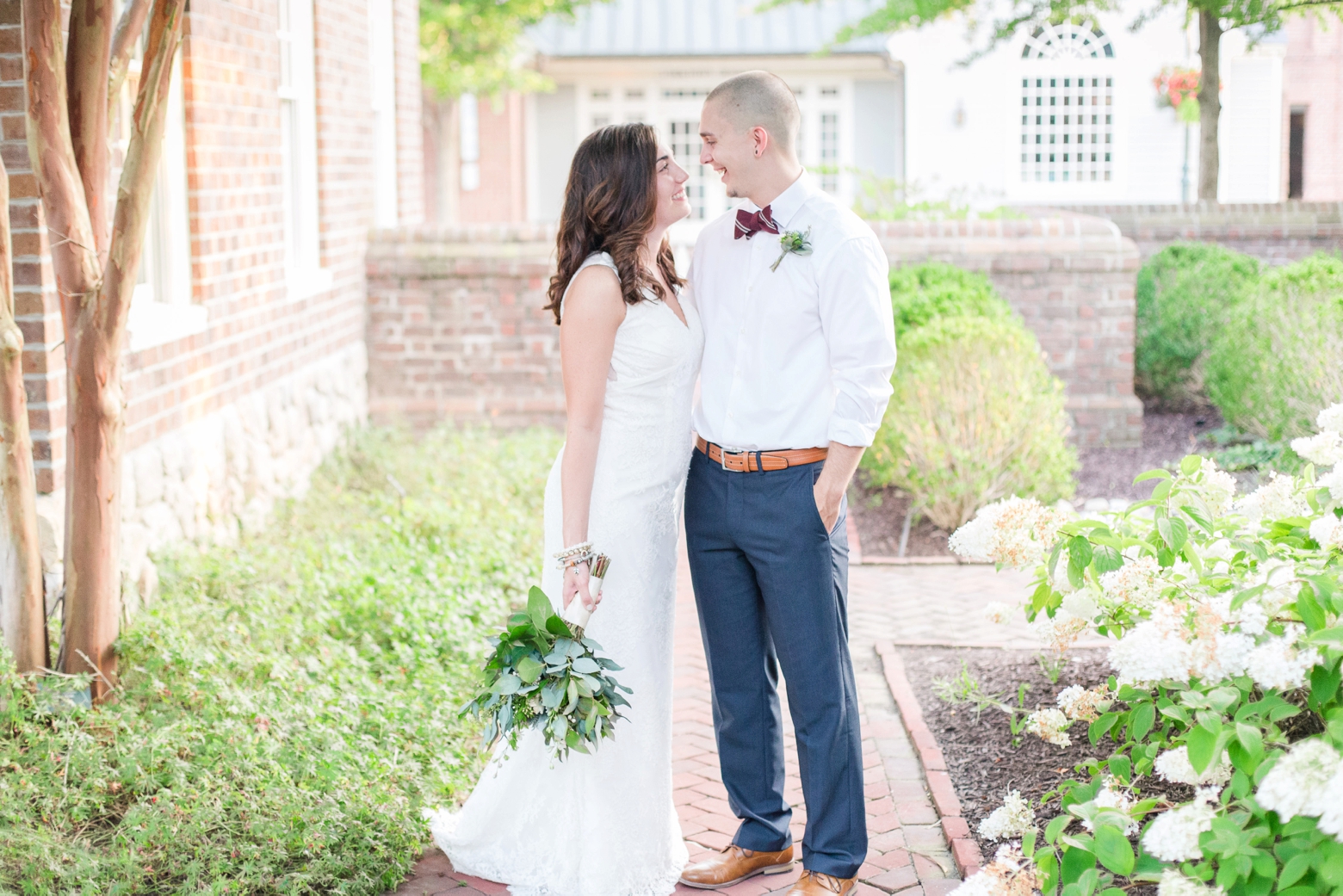 Intimate Yorktown Beach wedding by Angie McPherson Photography