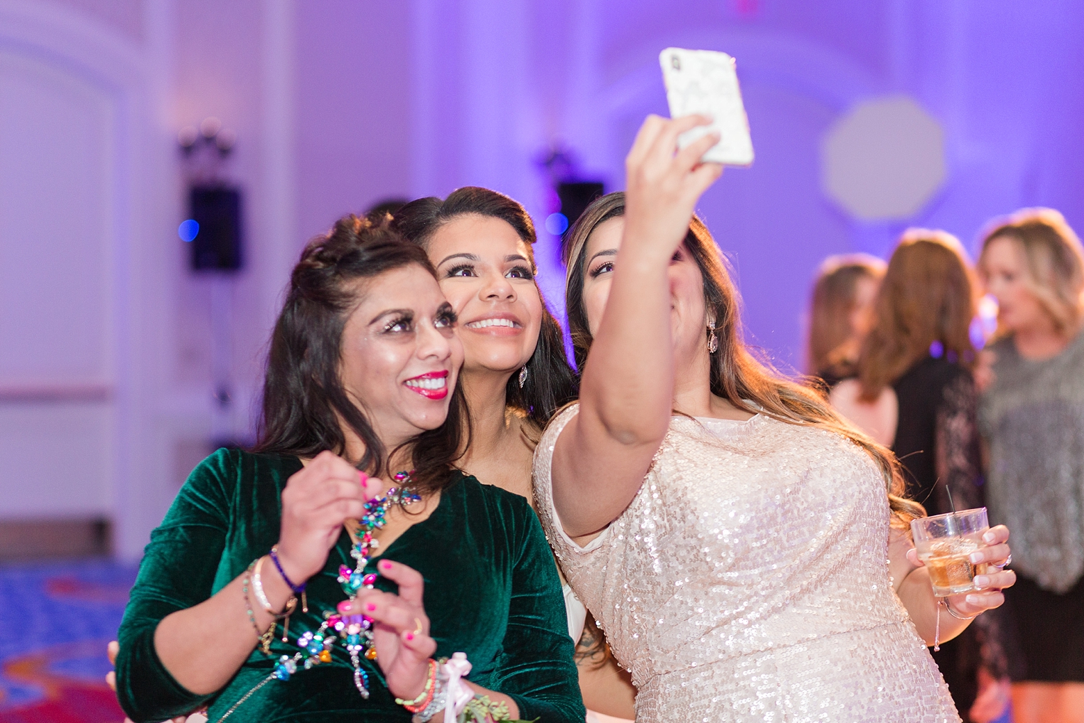 Renaissance Portsmouth-Norfolk Waterfront Hotel Wedding by Angie McPherson Photography
